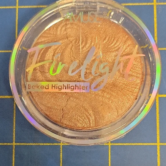 Amuse Firelight Baked Highlighter - Blaze New Sealed Compact - Picture 1 of 4